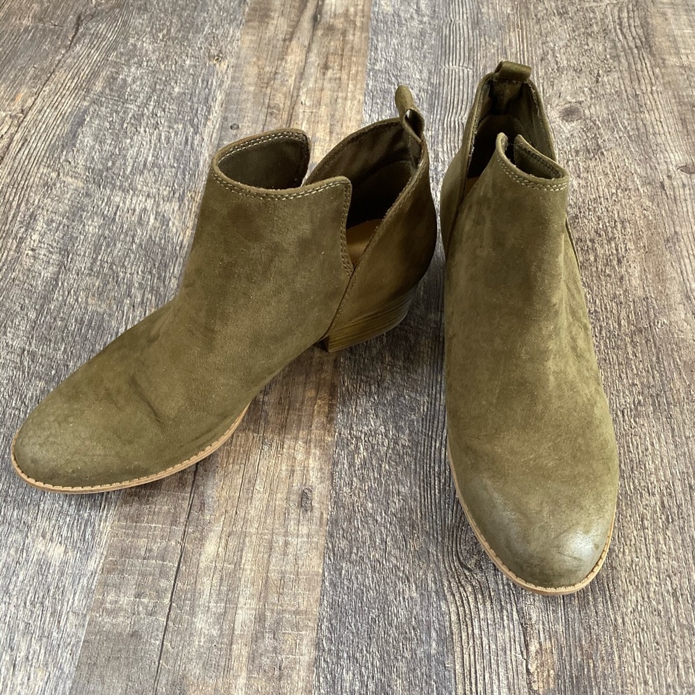 Green booties